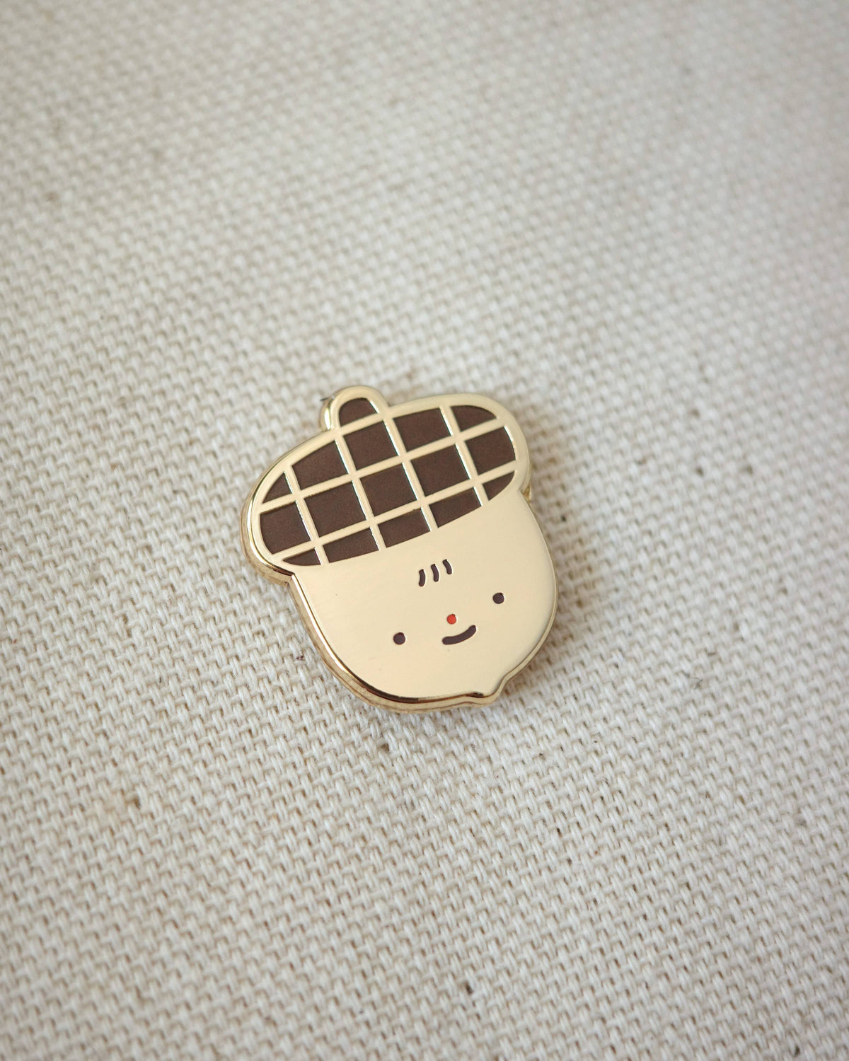 Épinglette 'Acorn' de Natamori