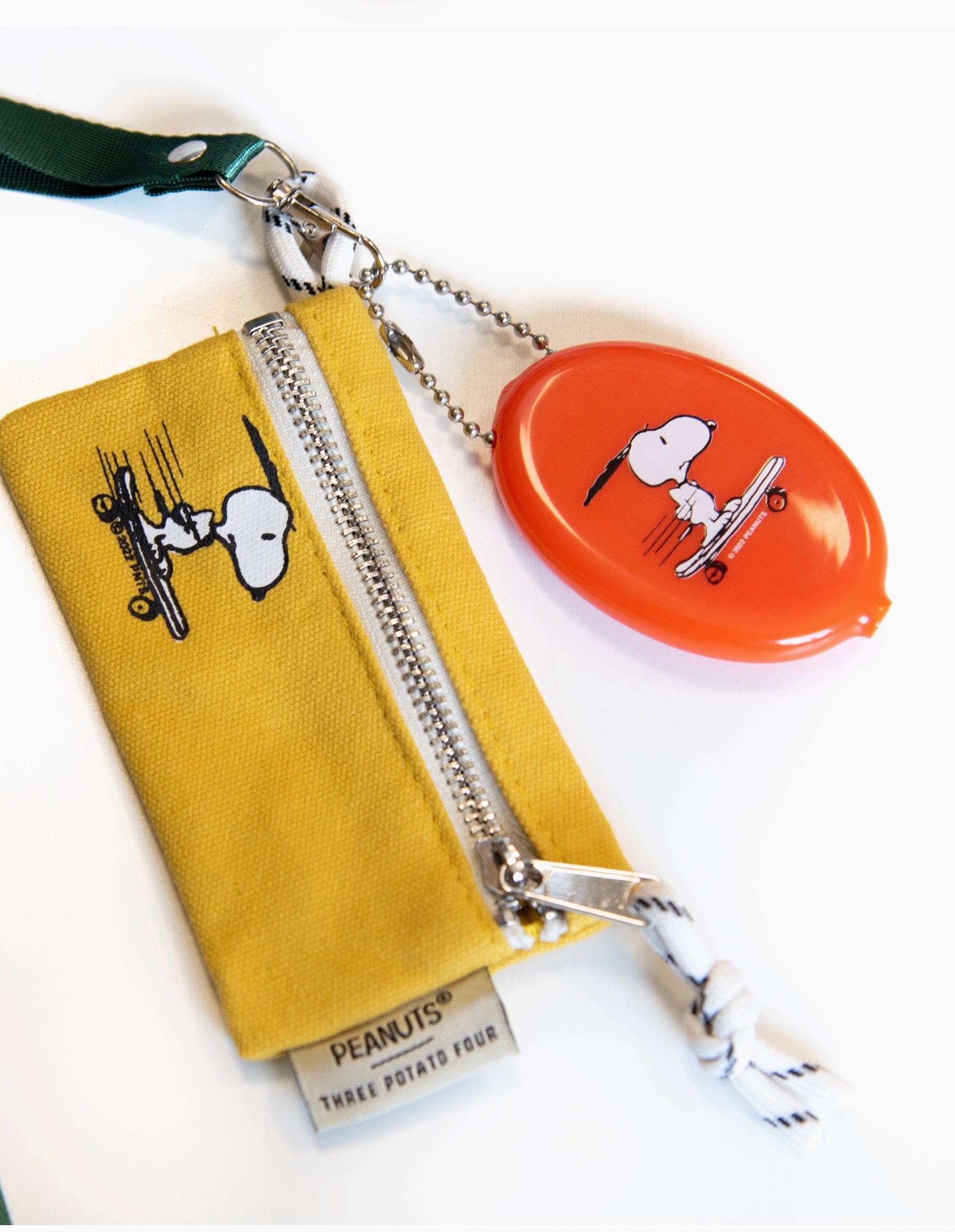 Snoopy Skateboard Coin Pouch