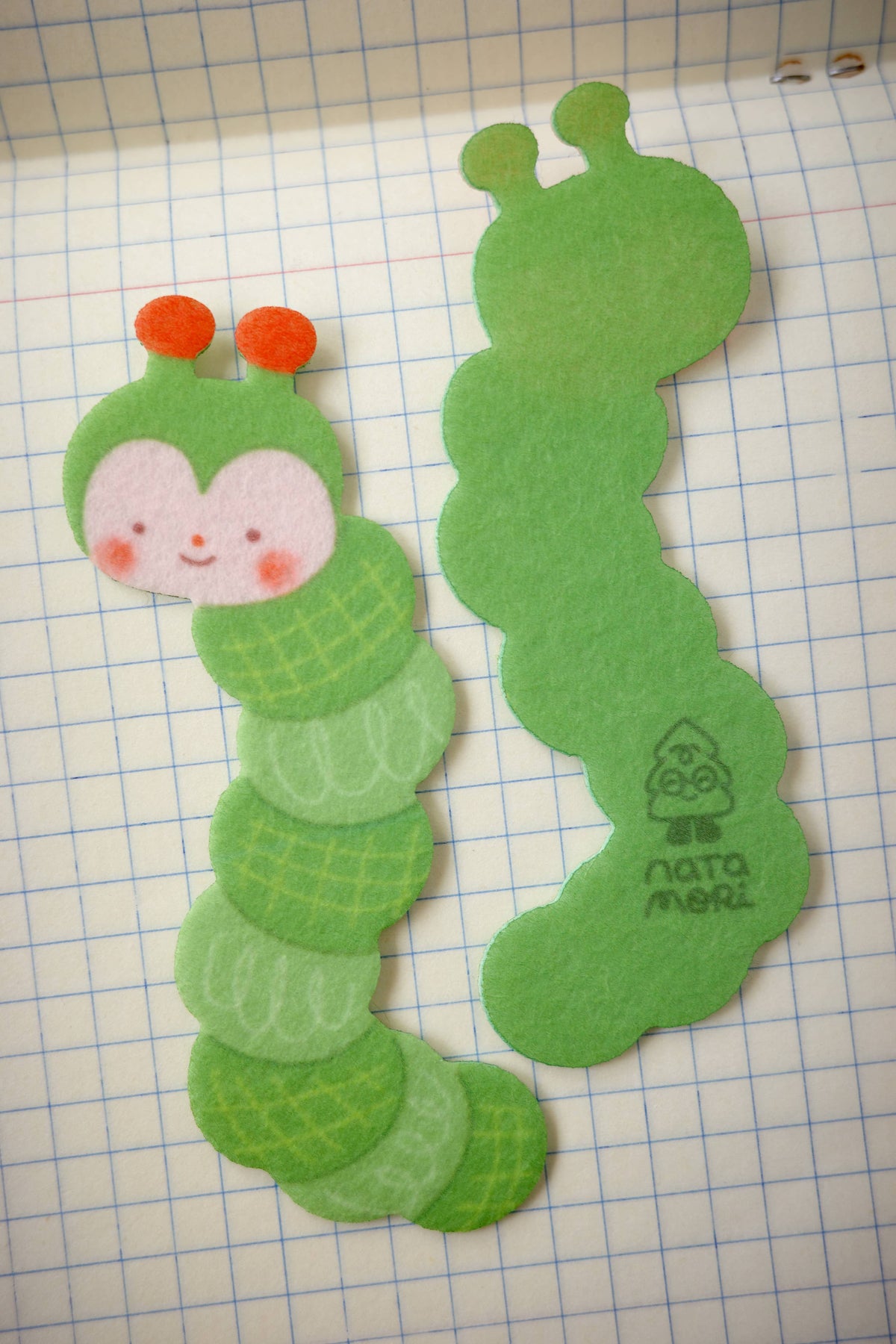 Marque-Pages en Feutre 'Caterpillar'