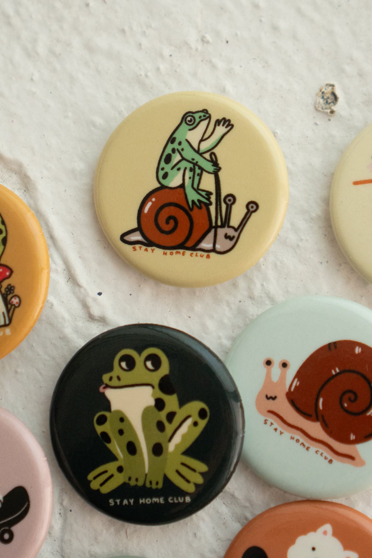 Macaron Style Surprise 'SHC Critters'