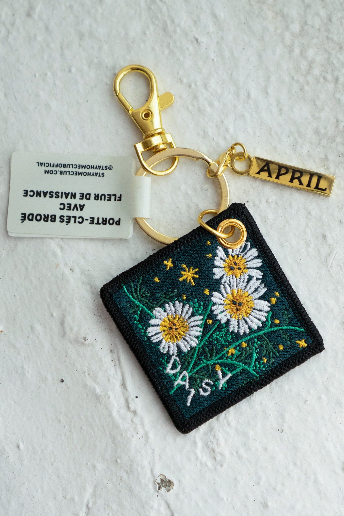 Daisy - April Birth Flower Keychain