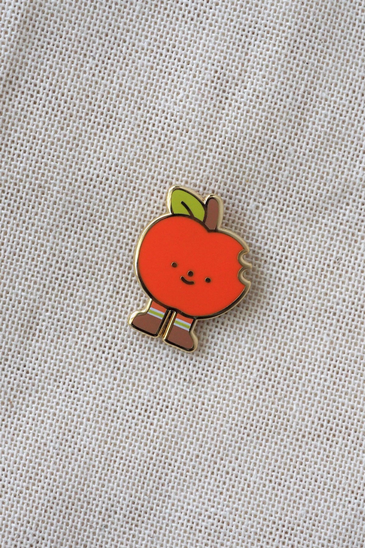 Natamori Apple Pin